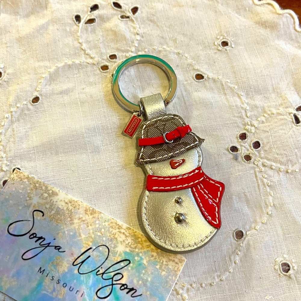 COACH 92200~SNOWMAN LEATHER KEY CHAIN-FOB~SIGNATURE RED